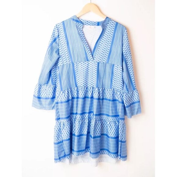 Pink Women's Dress Size M Geometric Pattern Resort Vacation Lightweight - Picture 1 of 6